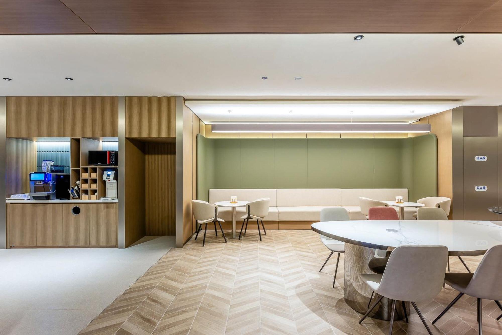 Holiday Inn Express Shanghai Jing'An Temple By Ihg Exterior foto